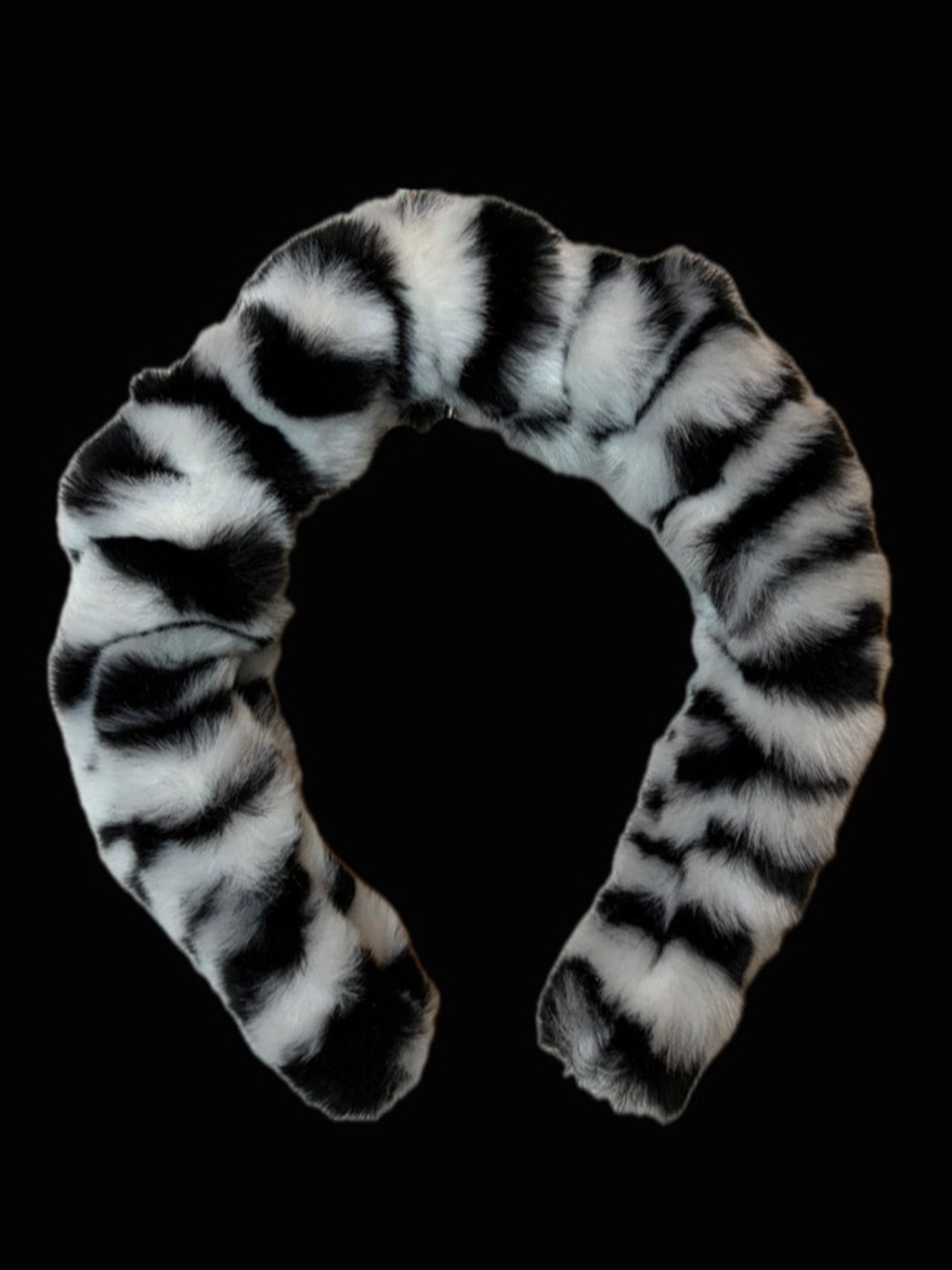🦓Upcycled Faux Fur Headband🦓